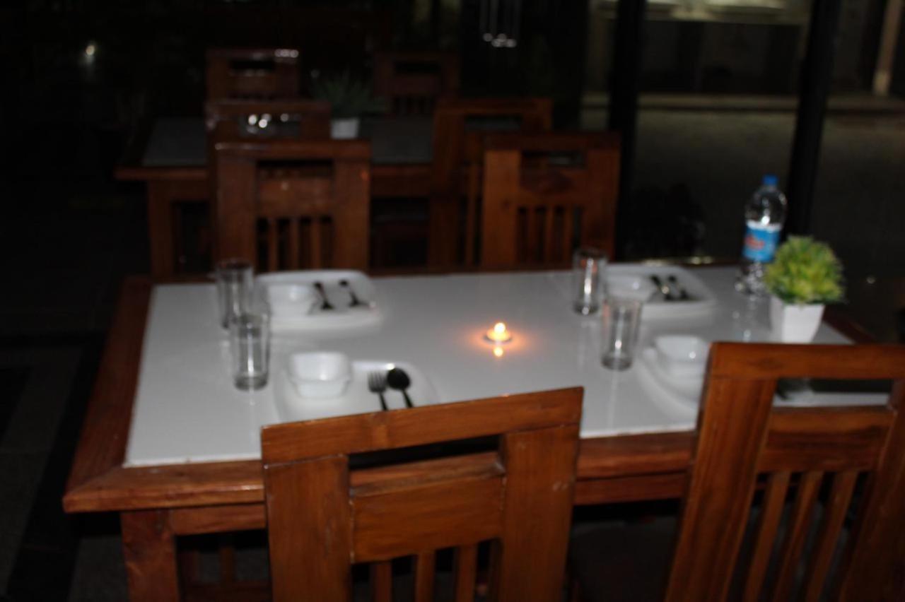 Hotel Katra Royal Stay Ngoại thất bức ảnh
